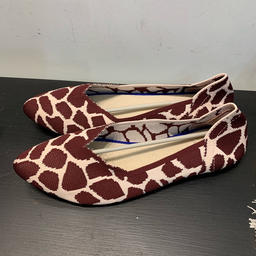 Ballet Giraffe Print Flats